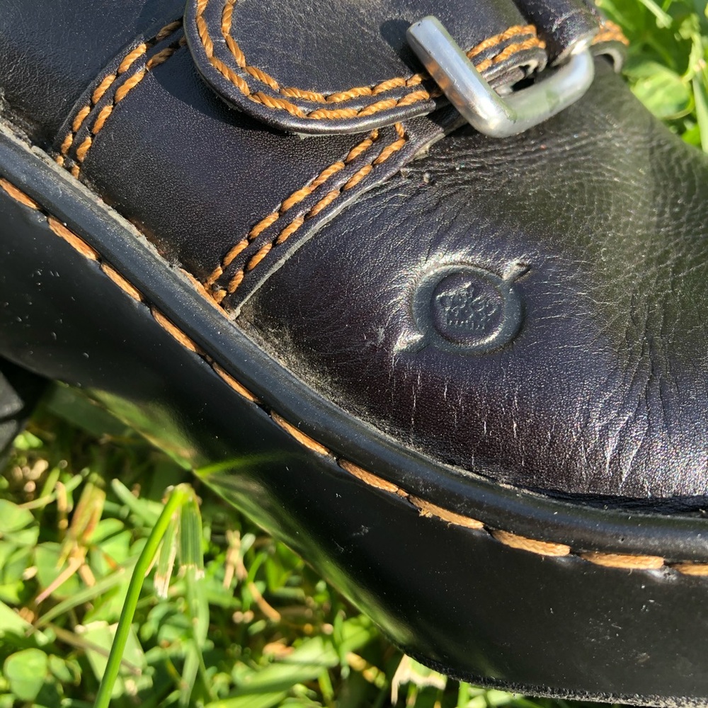 Black Leather BORN mules. NWOT - Picture 3 of 5